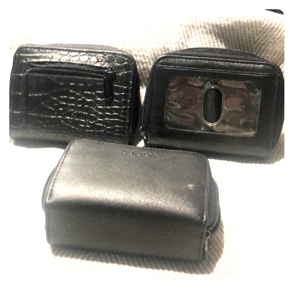 Women’s Buxton credit card small wallets